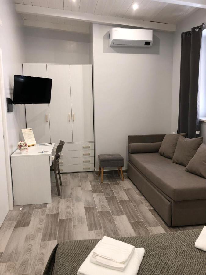 B&B Vittorio Emanuele Чиро-Марина Екстер'єр фото