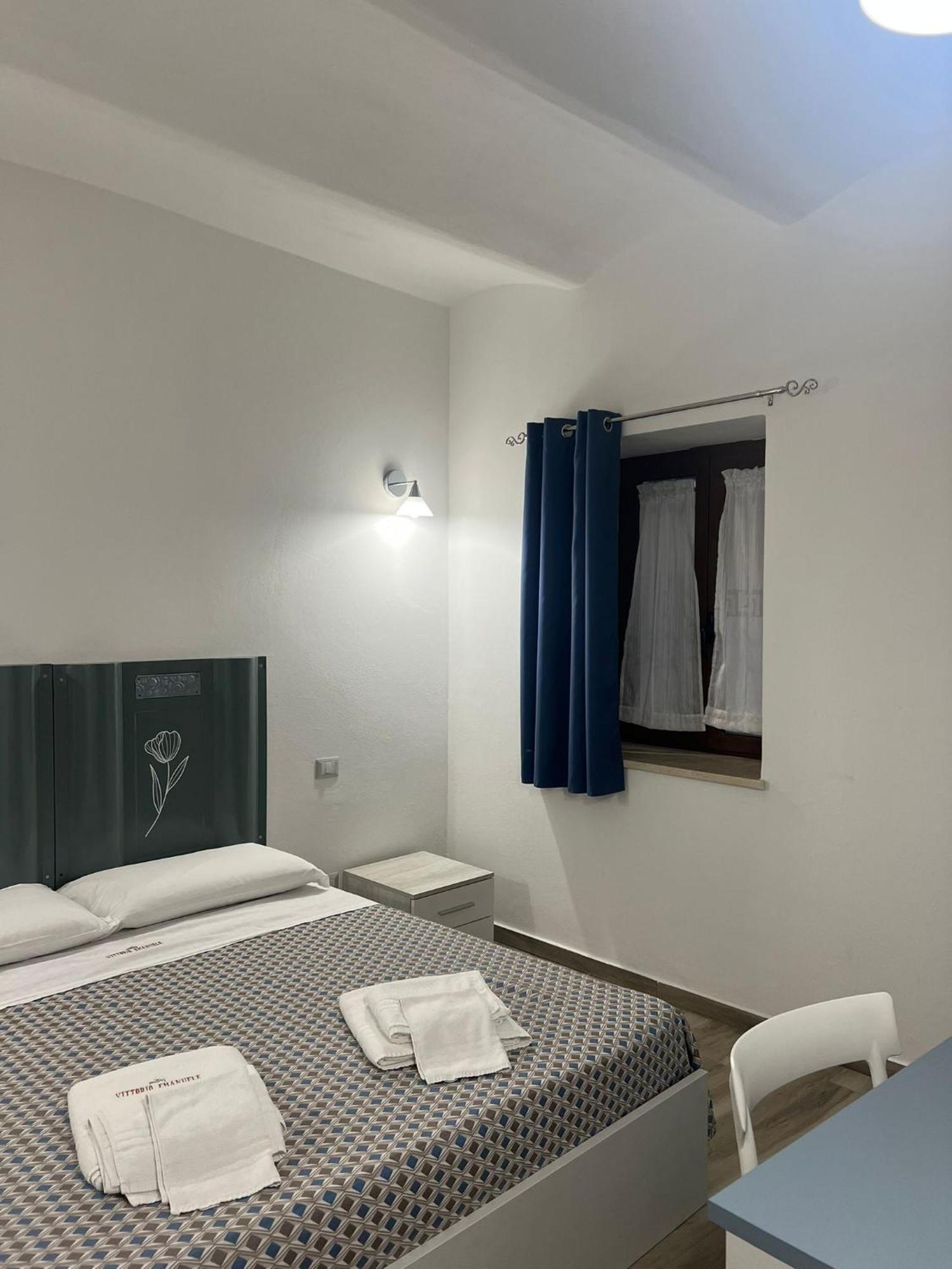 B&B Vittorio Emanuele Чиро-Марина Екстер'єр фото