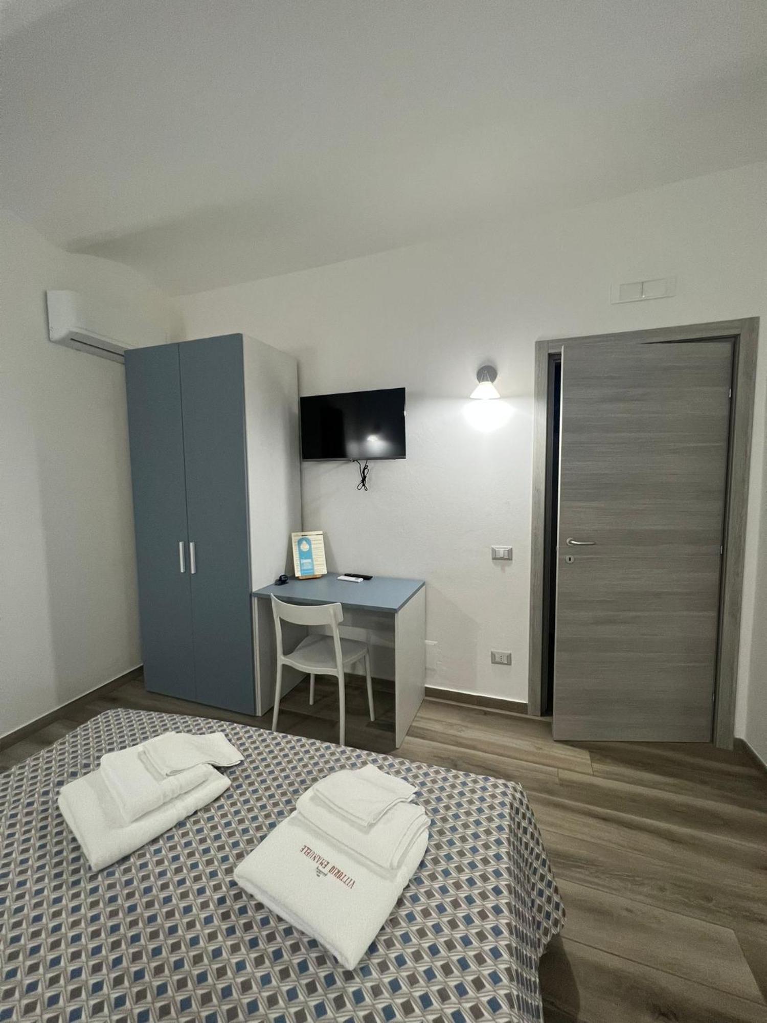 B&B Vittorio Emanuele Чиро-Марина Екстер'єр фото